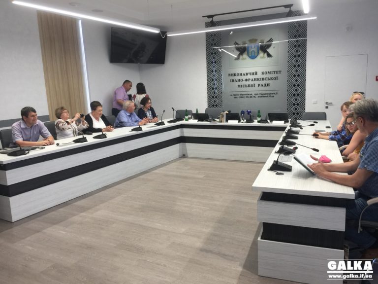 У Франківську презентували книгу про Лева Бачинського (ФОТО)