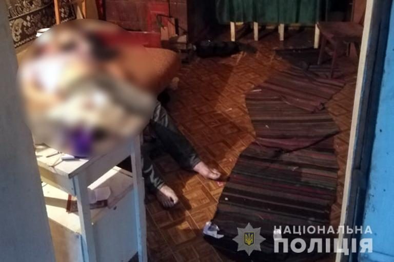 Розпивали алкоголь: подробиці жорстокого вбивства у Верховині (ФОТО)
