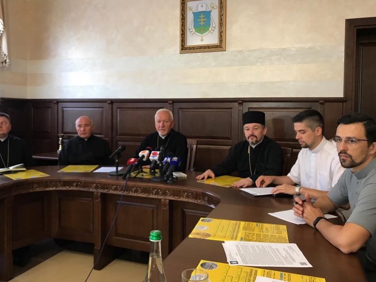 Понад 30 тисяч прочан і велопробіг: прикарпатців кличуть на щорічну прощу до Крилоса (ПРОГРАМА)