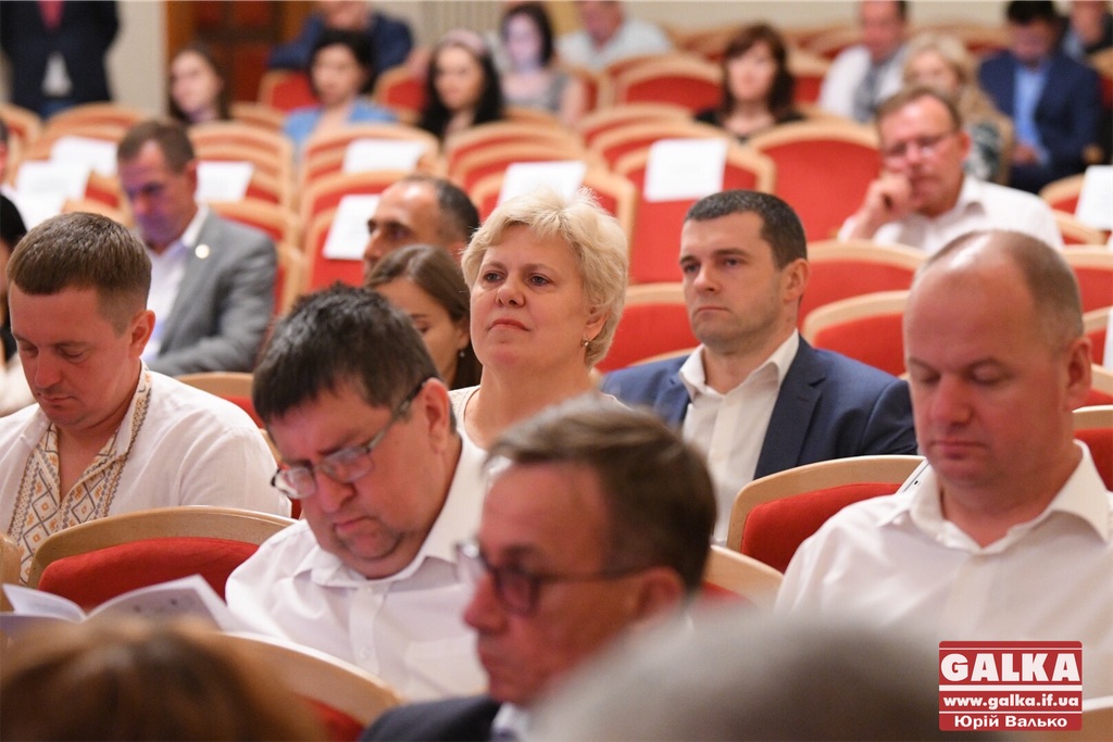 Депутати облради міркують, як допомогти музейній і театральній справі Прикарпаття (ФОТО)