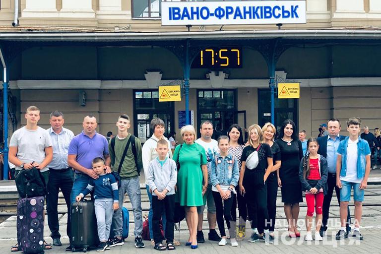20 днів моря: дітям франківських поліціянтів влаштували безкоштовний відпочинок в Одесі (ФОТО)