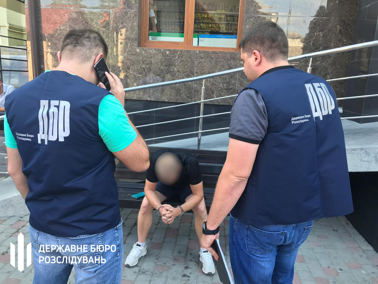 На Франківщині рибінспектор систематично брав хабарі за дозвіл ловити рибу (ФОТО)