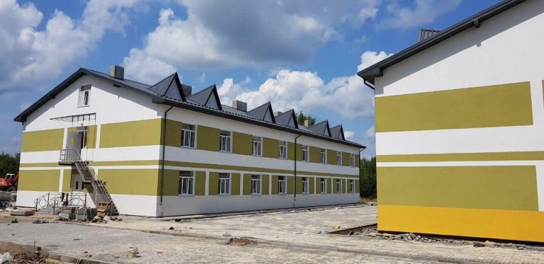 У Крихівцях завершують будівництво гуртожитків для військових (ФОТО)