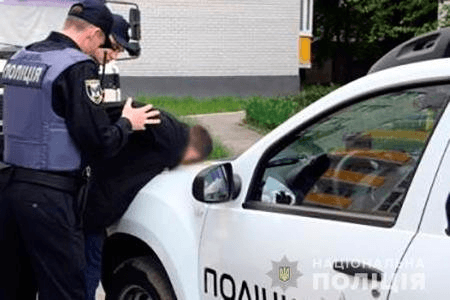 На Городенківщині молодик через тисячу гривень відлупцював знайомого (ФОТО)