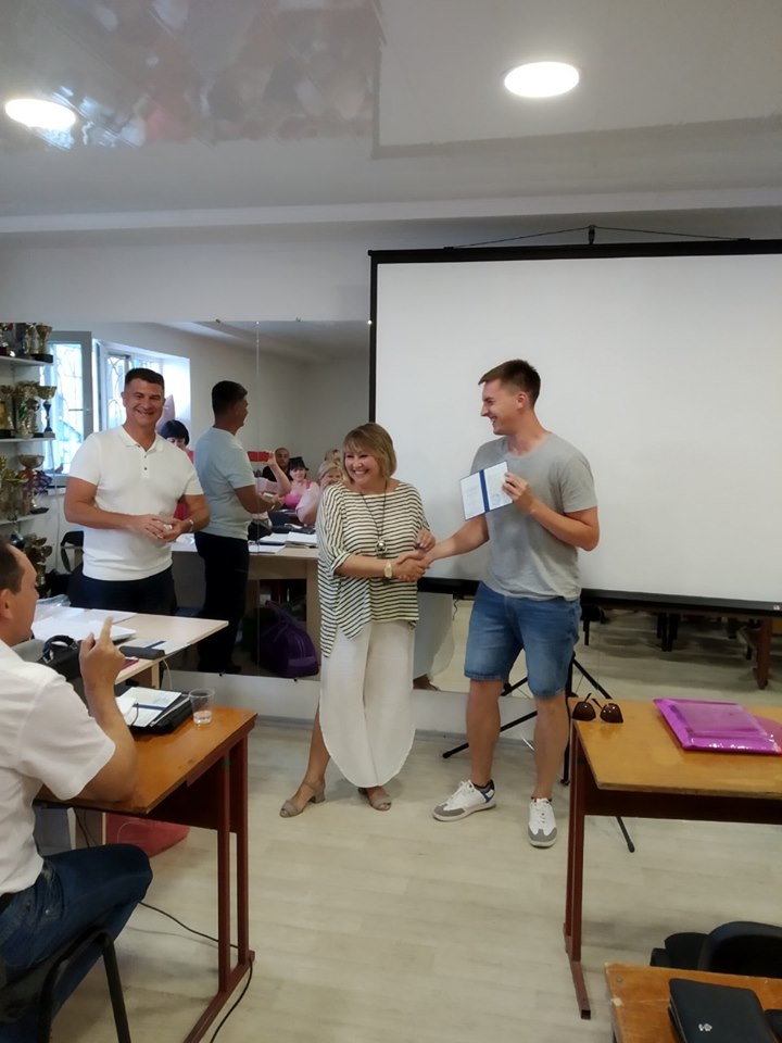 Працівники МІУК отримали державний атестат управителів будинками (ФОТО)
