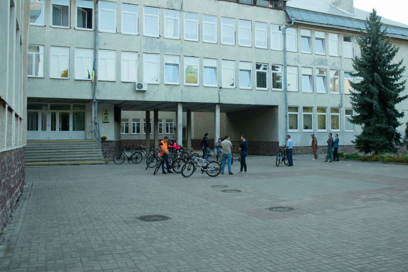 В останню літню “Чорну п’ятницю” чиновники перевірили школи – “є над чим працювати” (ФОТО)