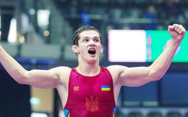 Борець зі Снятинщини виборов срібло чемпіонату світу з боротьби