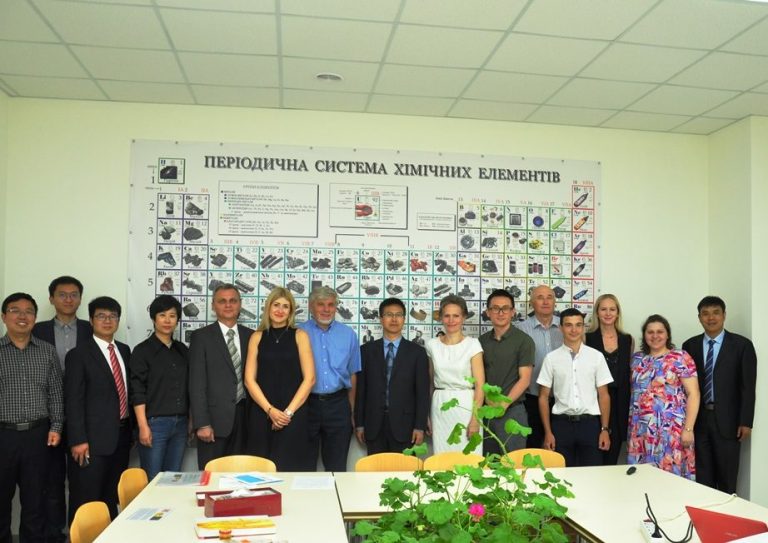 Франківські і китайські науковці хочуть поглибити співпрацю – міркують щодо обміну викладачами (ФОТО)