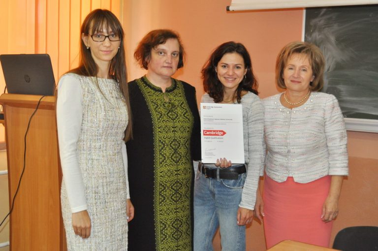 Франківський медуніверситет продовжує навчати англійської за стандартами Кембриджа (ФОТО)