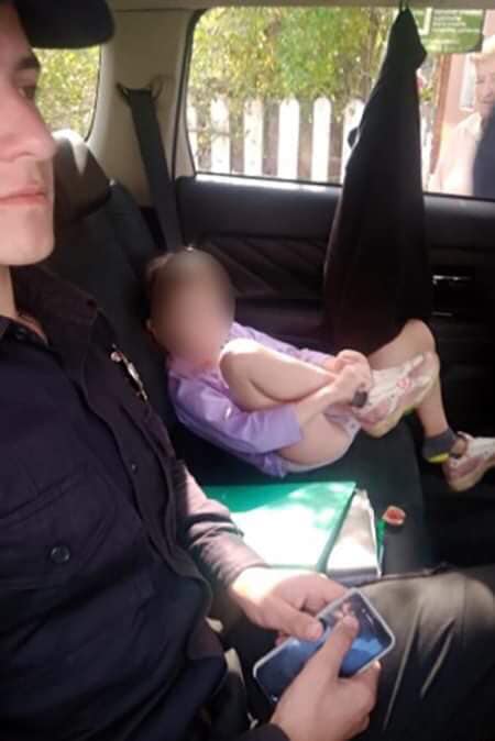 Гралася на подвір’ї і зникла: поліціянти розшукали 5-річну прикарпатку (ФОТОФАКТ)