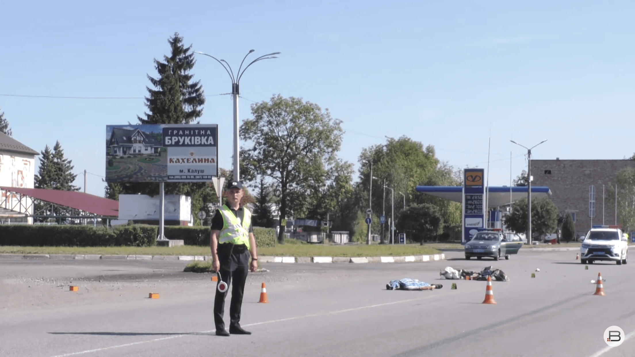 На виїзді з Калуша сталася смертельна ДТП – загинув мопедист (ВІДЕО, ОНОВЛЕНО)