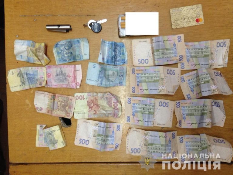 Закарпатець поцупив гаманець у сп’янілого калушанина (ФОТО)