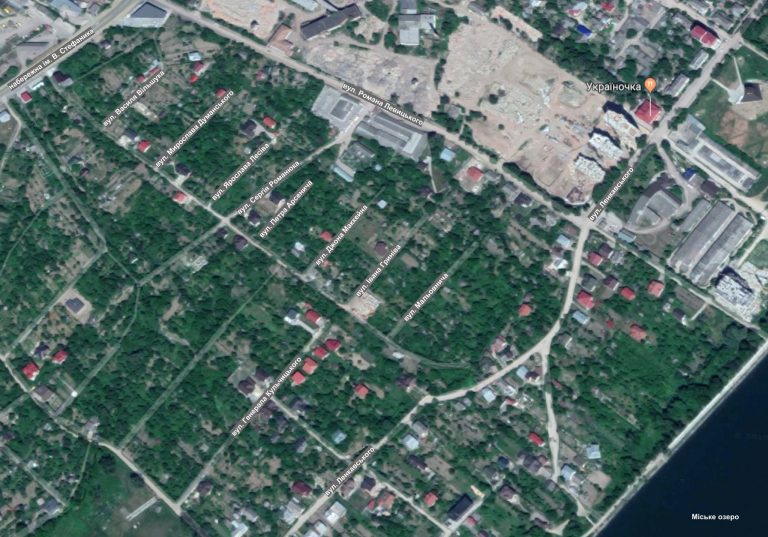 Франківцям показали розташування нових вулиць Маккейна, Романюка та Арсенича (КАРТА)