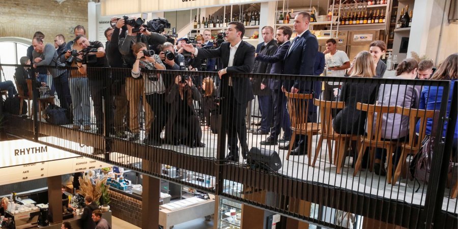 На пресмарафоні Зеленського “проїли” 130 тисяч гривень
