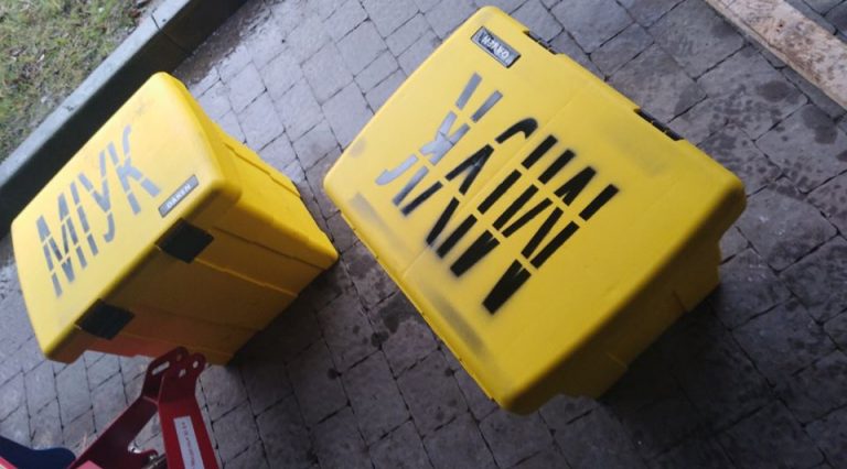 У Франківську вкрали нещодавно встановлені ящики для піску