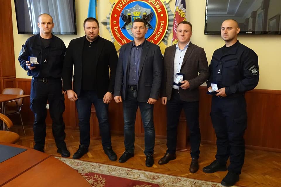 Високопосадовець МВС відзначив прикарпатських правоохоронців (ФОТО)