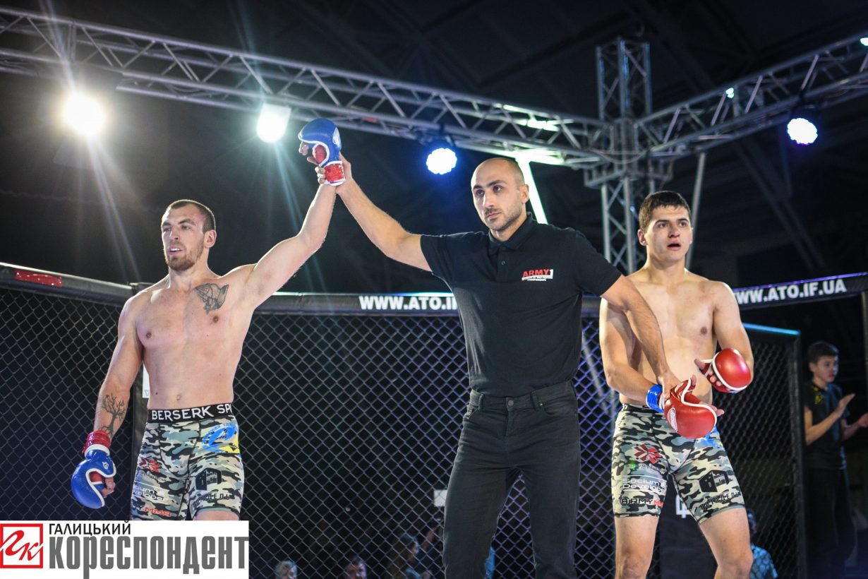У Франківську влаштували турнір ММА серед атовців (ФОТО, ВІДЕО)
