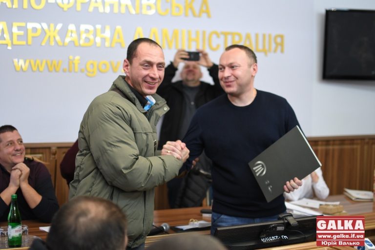 18 захисникам з Франківська подарували квартири (ФОТО)