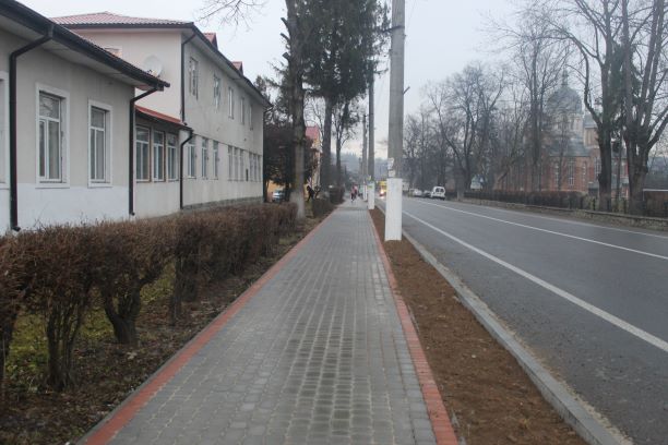 У 2020 році весь Делятин планують забрукувати (ФОТО)