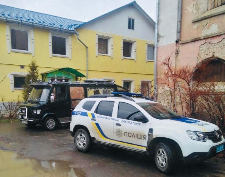На Прикарпатті чоловік жорстоко побив товариша по чарці. Останній не вижив (ФОТО)