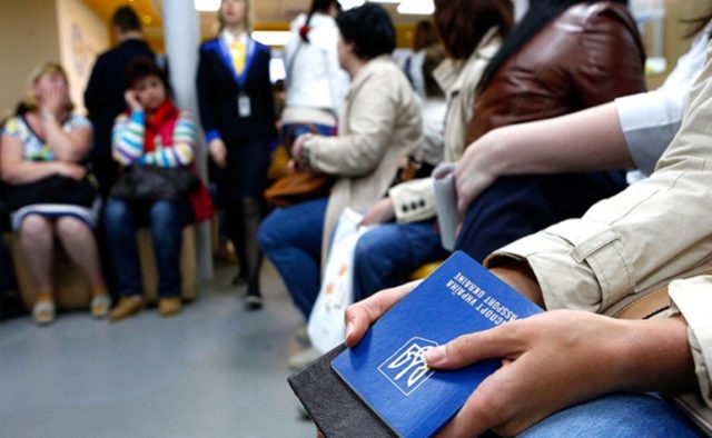 Кожен п’ятий франківець у наступному році хоче поїхати на заробітки за кордон – дослідження