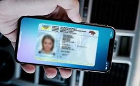 За е-посвідченням водія тепер можна реєструватися на авіарейс і потяг