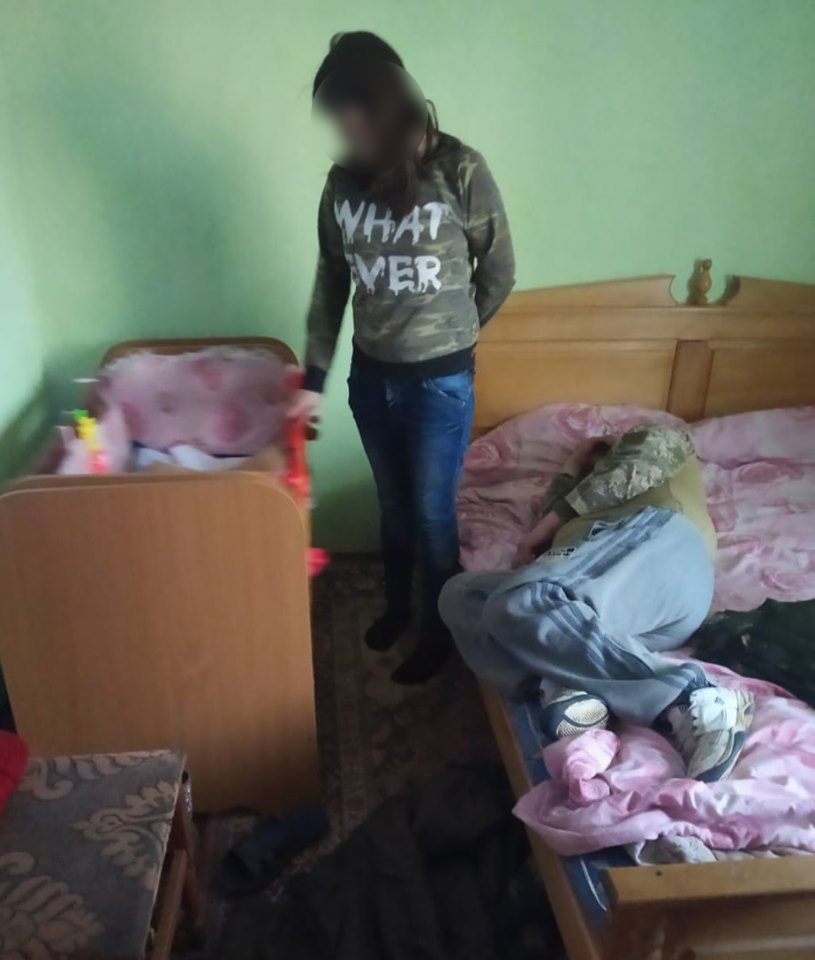 На Рожнятівщині оштрафували горе-матір, бо не доглядала за тримісячним немовлям