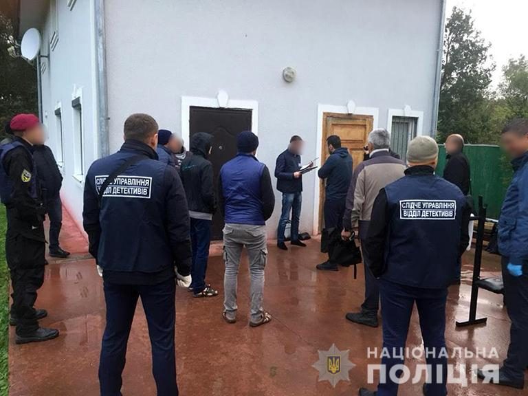 Поліція спіймала ще одного учасника злочинної групи, яка у Коломиї тримала в рабстві 32 людей
