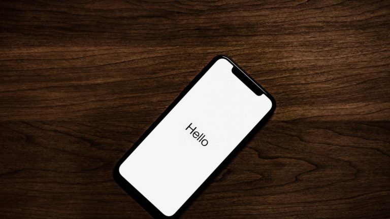 Без iPhone і 28 тисяч: 37-річна прикарпатка потрапила “на гачок” шахрая