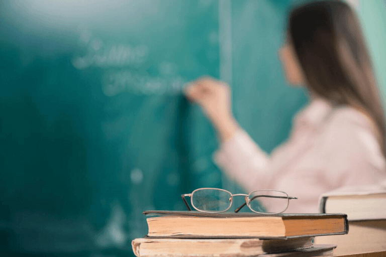 Підвищення зарплат вчителям у 2021 році скасували