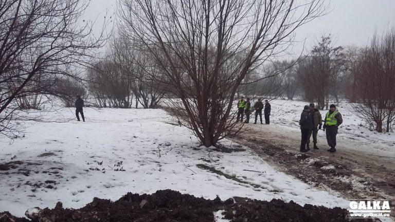 Мерія домовилася з фірмою “Гаразд” про поділ конфліктної ділянки біля озера
