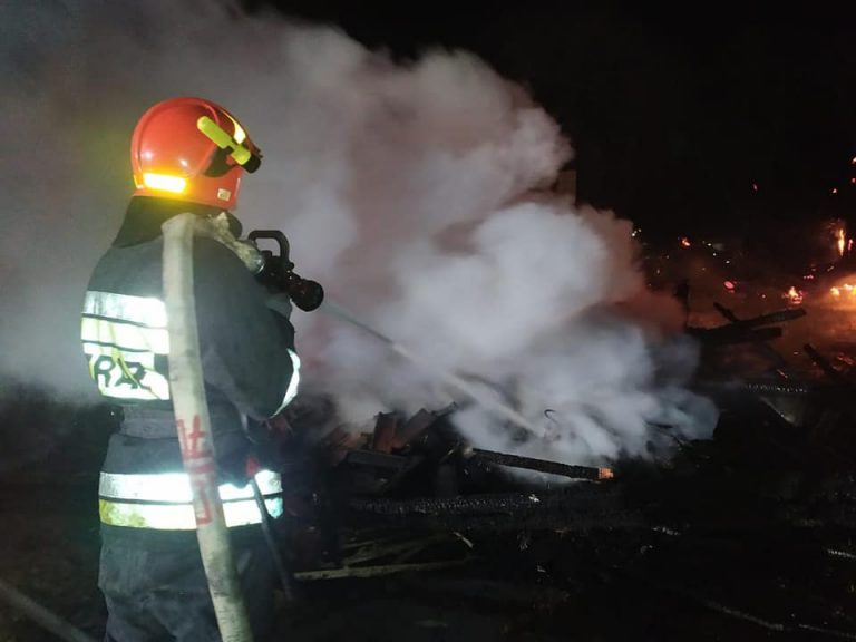 На місці пожежі поблизу Верховини знайшли тіло чоловіка