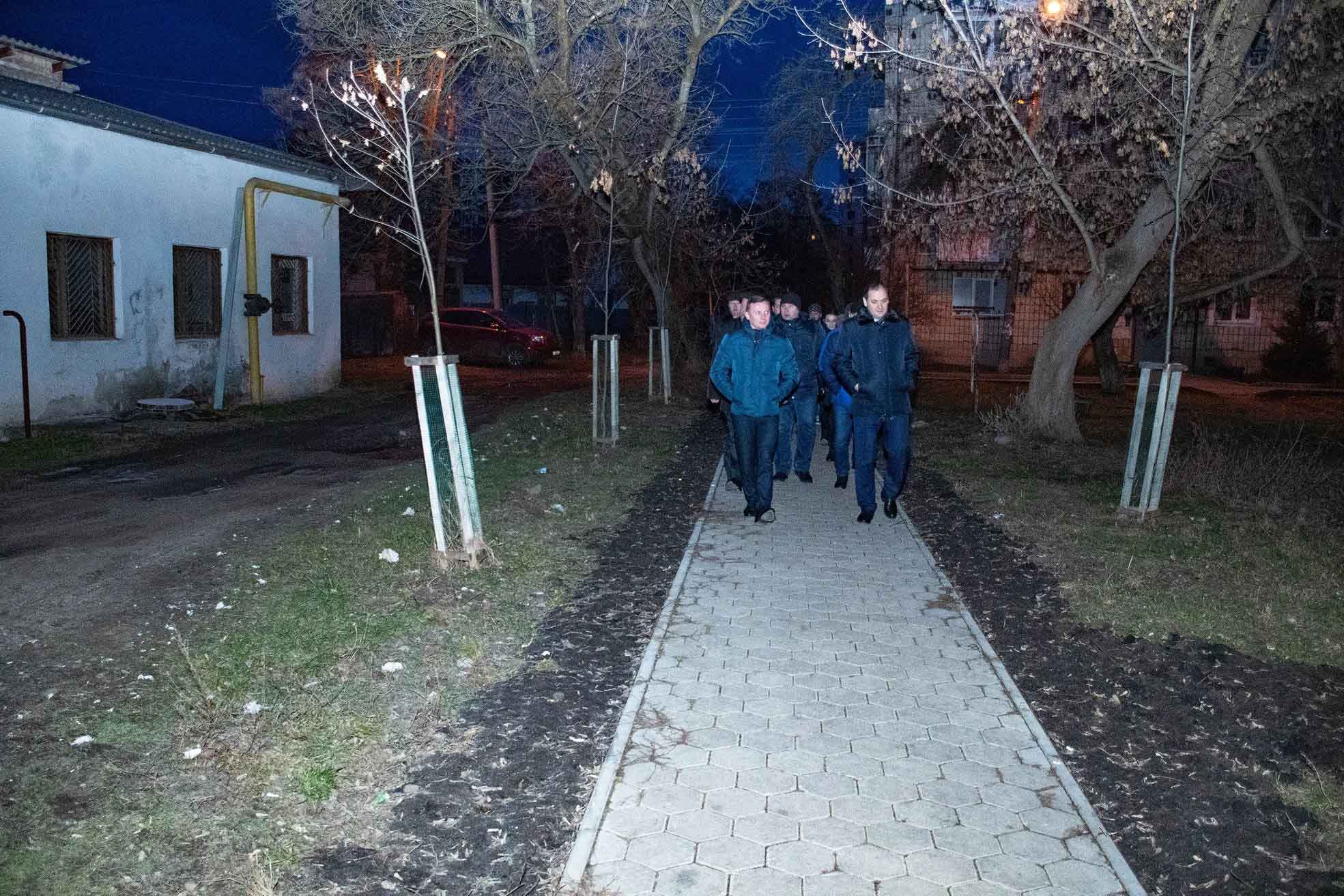Марцінків удосвіта гуляв Набережною та сусідніми дворами (ФОТО)