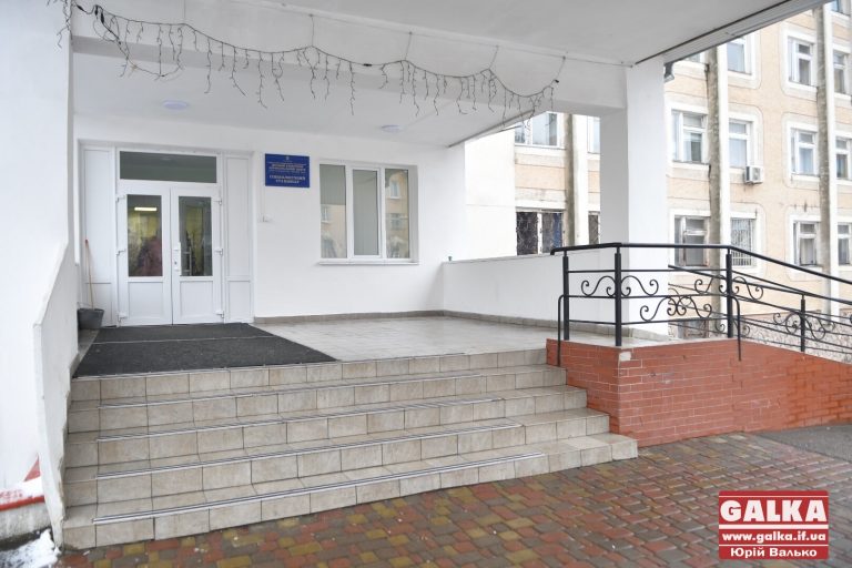 У міському пологовому виявили вже трьох хворих на коронавірусну інфекцію