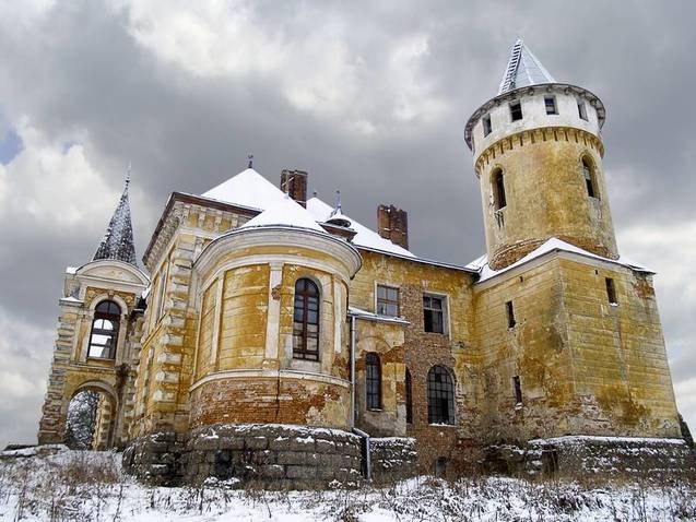 У мережi показали свiтлини старовинного палацу на Рогатинщинi (ФОТО)