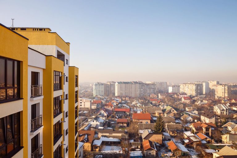 Квартири онлайн: чи варто купувати в умовах карантину?