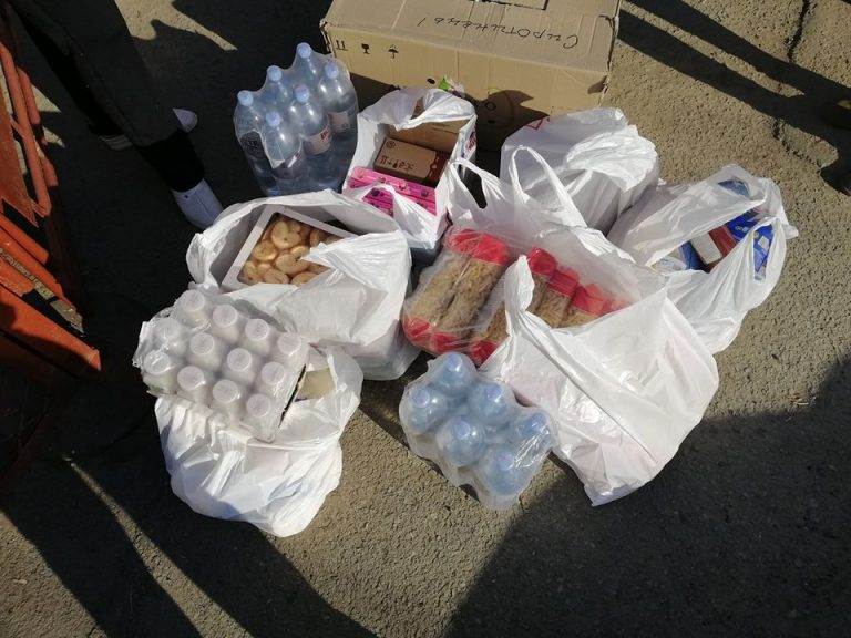 Маленьким вихованцям франківського центру реабілітації передали “смачну допомогу”
