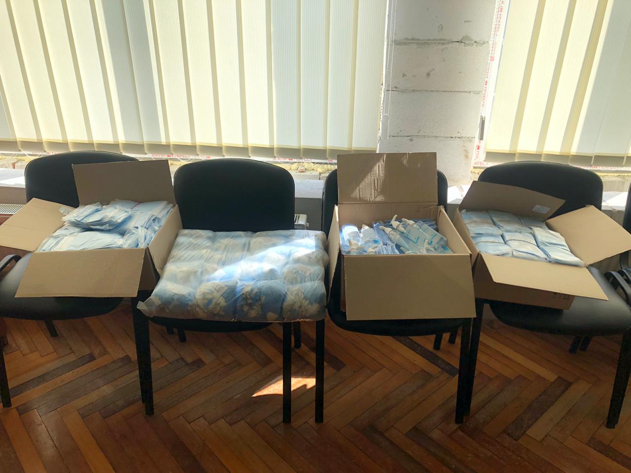 Антибіотики та обладнання отримали медзаклади Прикарпаття (ФОТО)