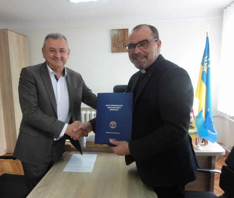 Обласний центр зайнятості співпрацюватиме з місцевим “Карітасом”