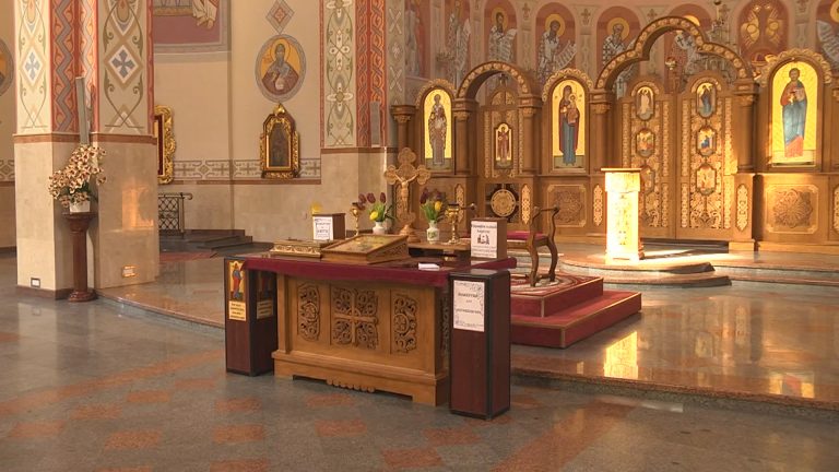 Людина не повинна тікати від храму: у Коломиї не планують закривати церкви (ВІДЕО)