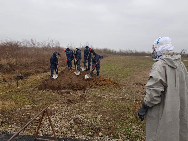 У Чукалівці поховали жінку, яка померла від COVID-19