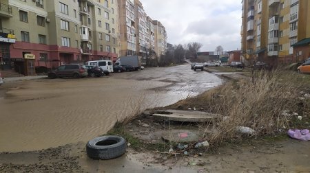 У Крихівцях планують відремонтувати й зробити світлішим провулок Надії (ФОТО)