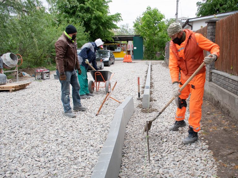 Провулки на Зв’язковій та Українській взялися капітально ремонтувати (ФОТО)
