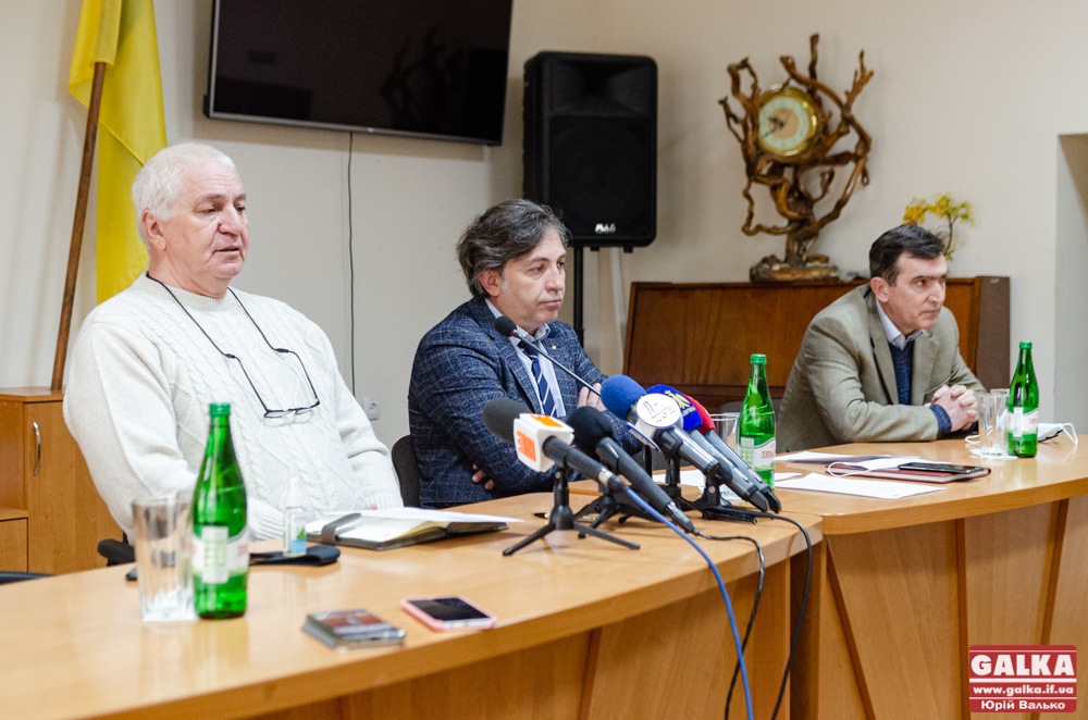 Стало відомо, коли і як в умовах пандемії франківські школярі складатимуть ЗНО (ФОТО)
