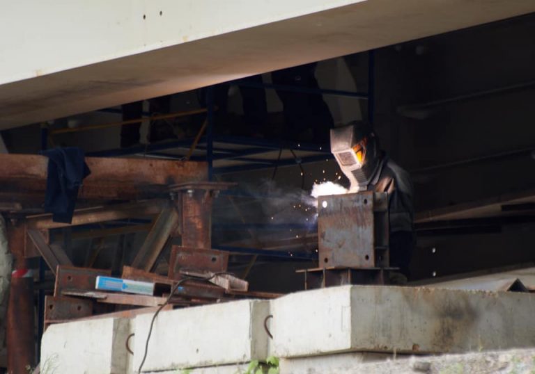 За будівництво розв’язки скандального мосту на Пасічну змагаються три фірми