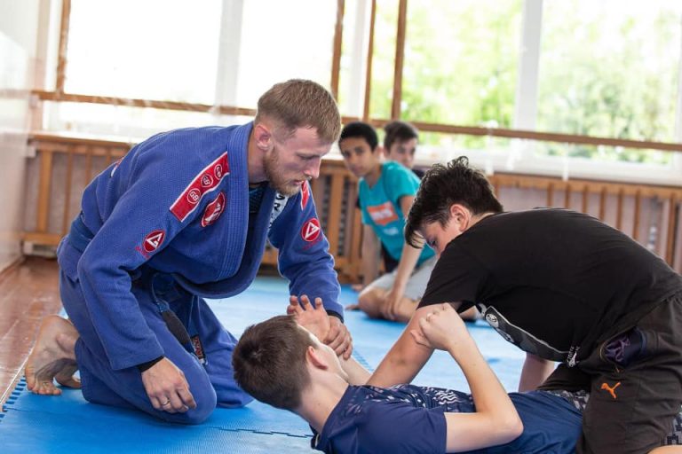 У Франківську стартували безкоштовні спортивні заняття для дітей та ветеранів війни