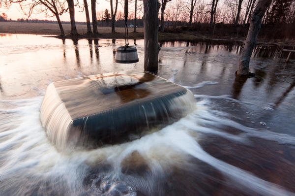 Прикарпатців закликають не вживати воду з підтоплених криниць, а іншу – кип’ятити