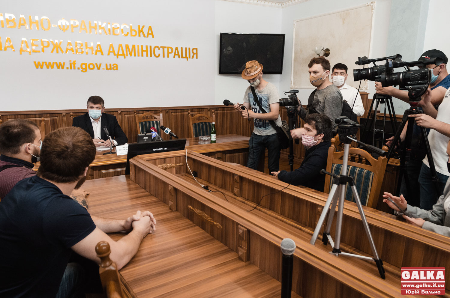 Не повторити долю “Карпат”: чиновник ОДА розповів, чому на Прикарпатті заборонили роботу спортклубів (ФОТО)