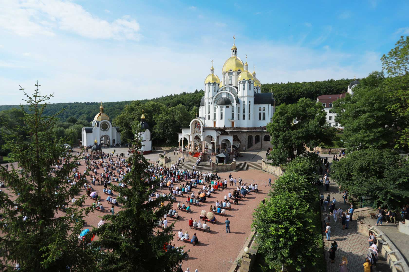 “Скромна” та нечисленна: якою була ювілейна всеукраїнська проща до Зарваниці (ФОТО)
