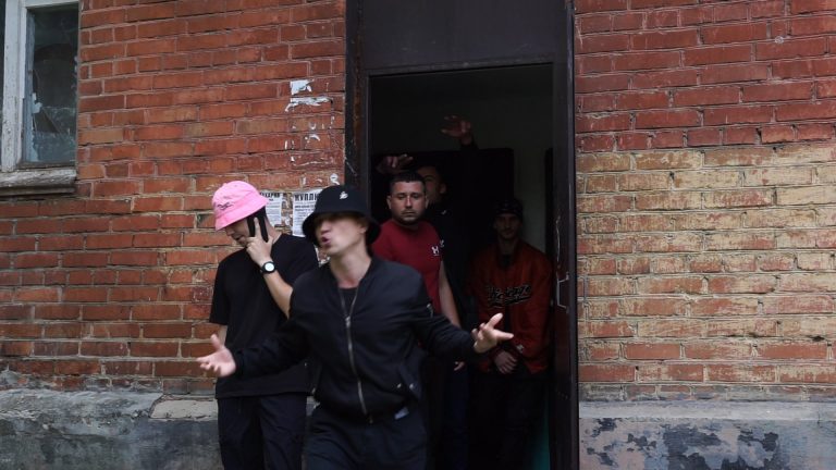 Реп-тріо Kalush зняло кліп у рідному місті (ФОТО, ВІДЕО)